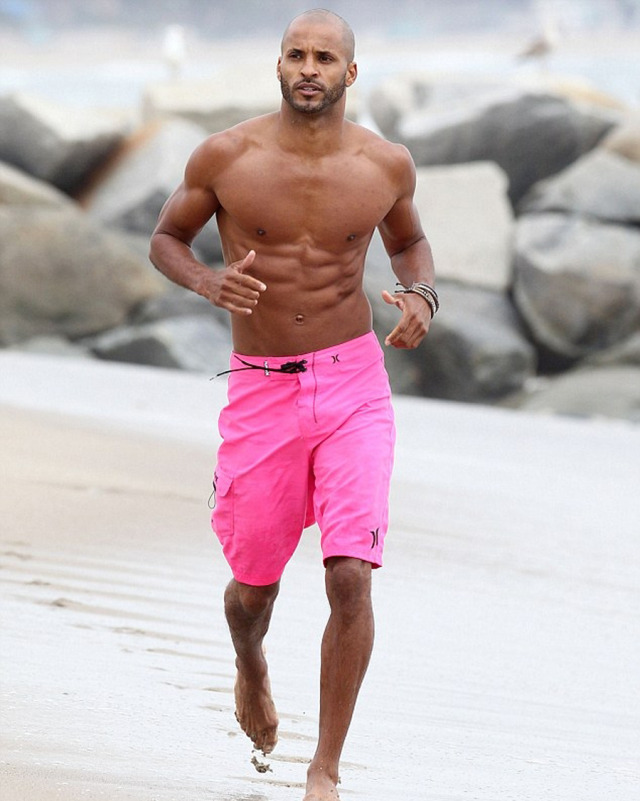 Shirtless Male Celebs Ricky Whittle