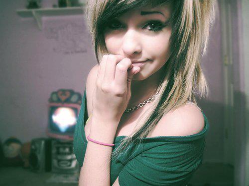 Welcome To my Blog full of Sweet Cute Teens and Tattooed Scene C