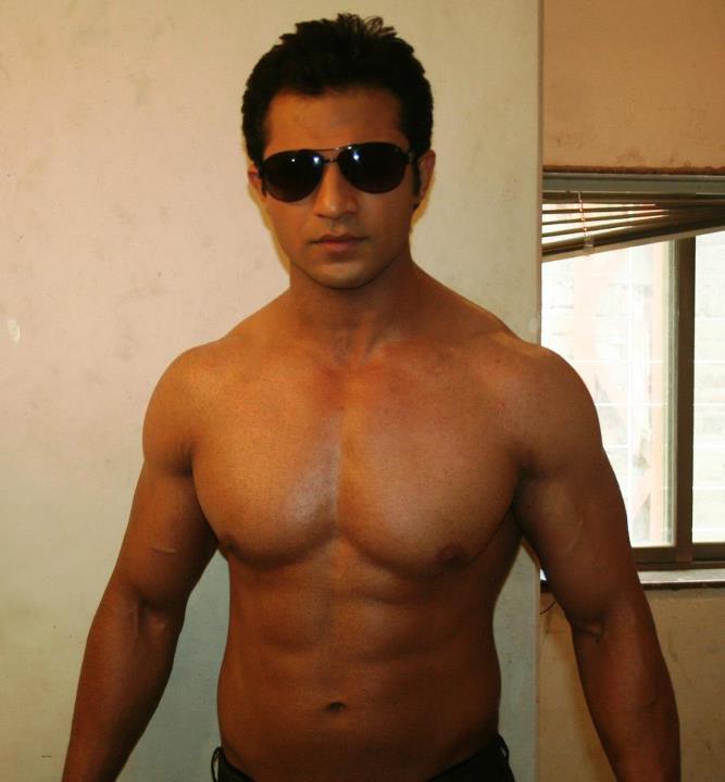 indian muscle gay videos