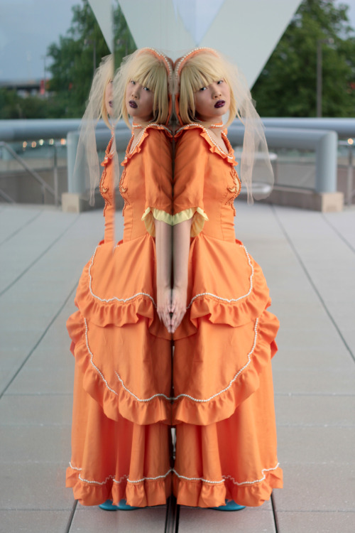 virulentmalapropisms:/tries to Rose LalondeCosplayer:...