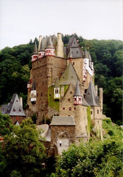 Burg Eltz germany castle rheinland pfalz palatine