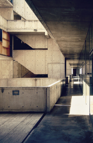 n-architektur:<br /><br />Salk Institute for Biological Studies by Louis Kahn<br />