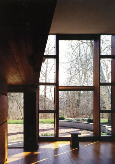 subtilitas:<br /><br />Louis Kahn - Esherick House, Philadelphia PA 1961. Via.<br />