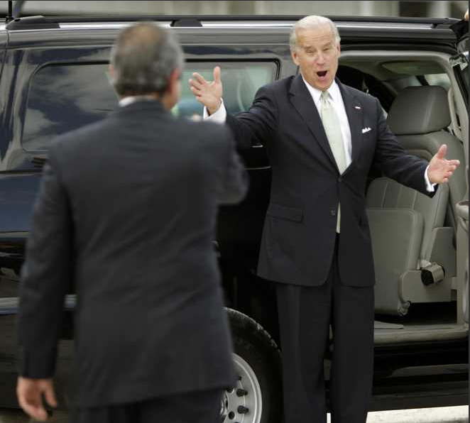 team-joebama:
“ the-fisher-queen:
“ a-wild-condorcet-appears:
“ team-joebama:
“ Joe Biden, secret dudebro
”
There is nothing about Joe Biden that does not make me laugh and then wince.
”
I love him, because he is just such a trainwreck.
”
you should...