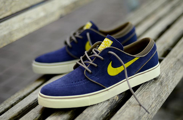 thunder blue janoski