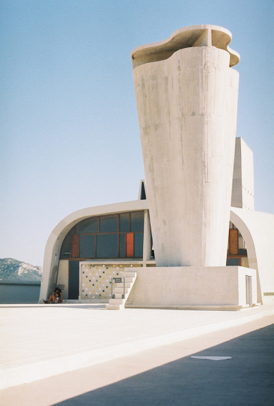 n-architektur:<br /><br />Unité d’Habitation, Marseille<br />Le Corbusier, 1952<br />photography by Kristina<br />