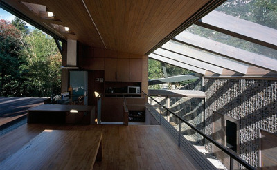 aphotik:<br /><br />This beautiful family home, designed by Hiroshi Sambuichi, takes a leap to set a balance between nature and building. To accomplish this, Sambushi chose high-quality natural materials including Japanese cypress, chestnut wood, and crushed stone. He created a design that allows the flow of air to move throughout.<br />