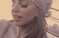 tumblr_m9zxneM9Ou1qff2ilo1_250.gif