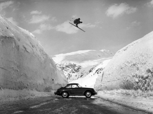 vintageski:Egon Zimmermann jumps a Porsche in 1956, photo by...