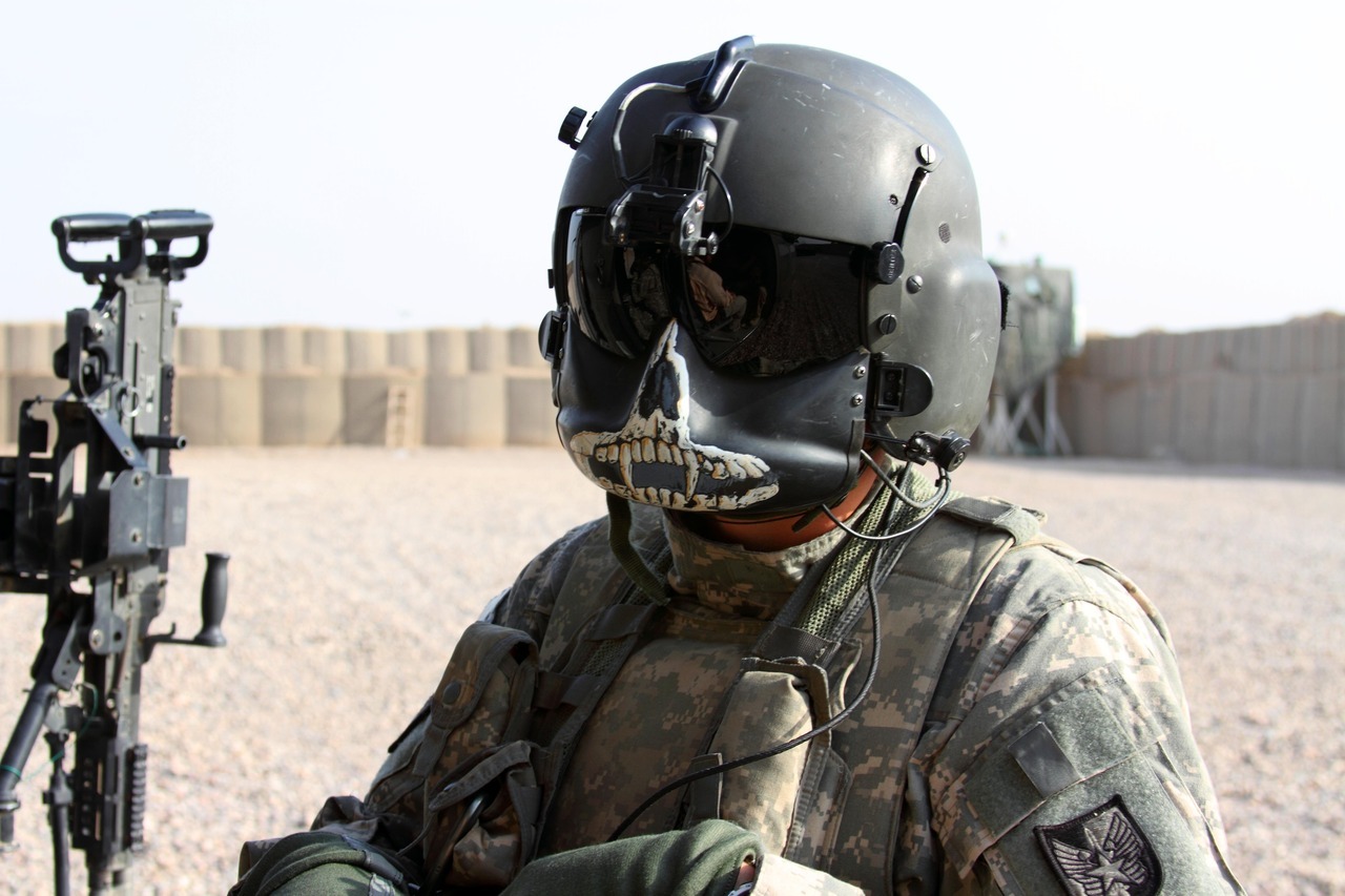 Curious Geographic A U S Army Blackhawk Helicopter Door Gunner