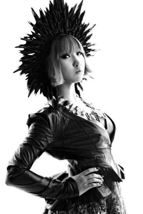 2NE1 Minzy Minji Gong Minji Absolutely stunning T_T All grown up