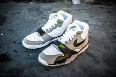 nike air trainer 1 mid premium chlorophyll