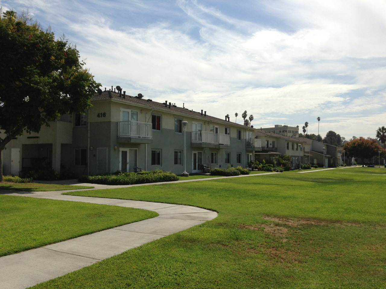 housing projects in los angeles