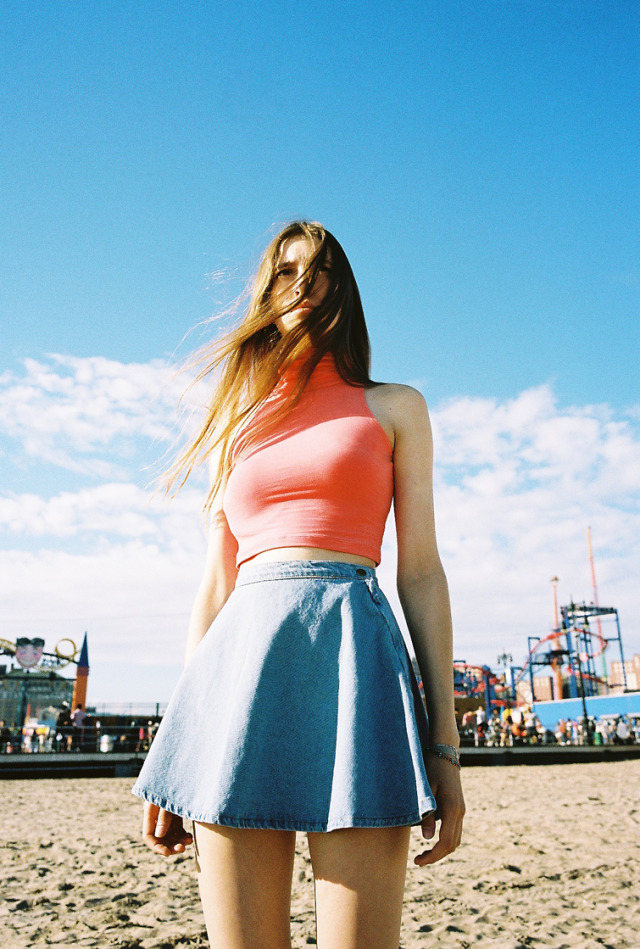 fdm LOVES || FashionDailyMag - Hannah for American Apparel.