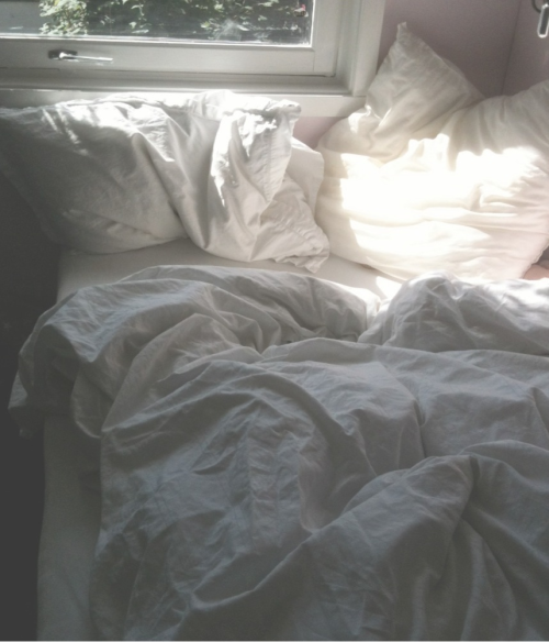 unmade bed on Tumblr