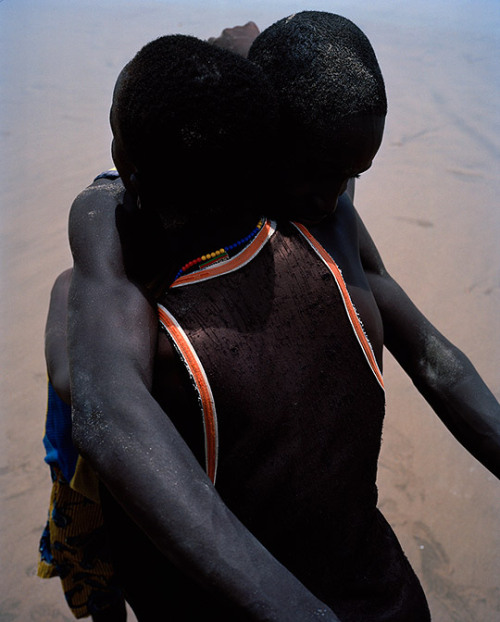 inspiration influence Viviane Sassen touch gesture