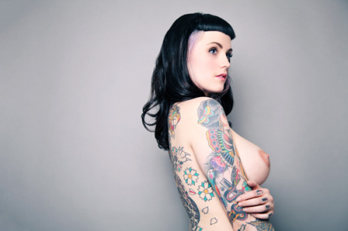 eversodarling:davidkanephotography:This is Nikki showing off...