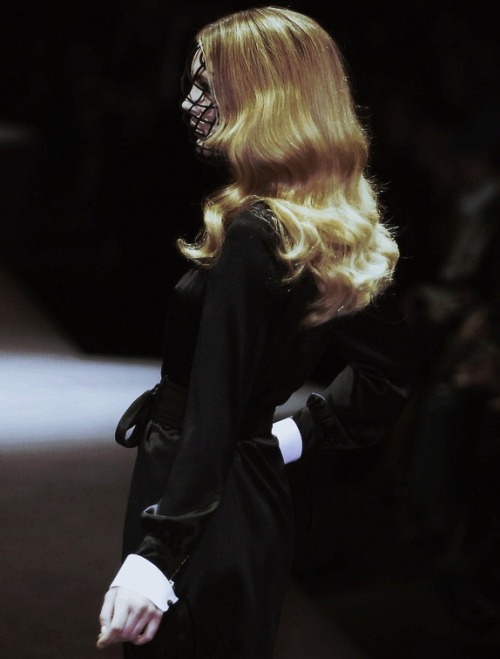 disease:viktor rolf paris fall 2006