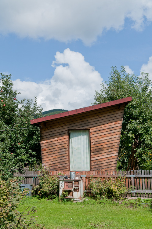 cabinporn:Garden house in Black Forest, GermanySubmitted...