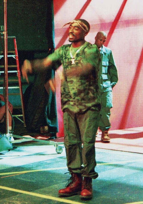 vivalatupac:3 Jun 1996 on the set of Hit Em Up