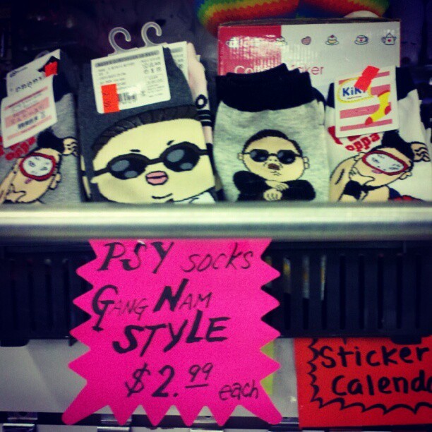 Gosh darnit. Got here 10min too late to buy Psy socks. There goes my Gangnam Style. Ccing @justjubilee #gangnamstyle
