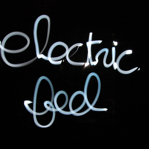 electric feel gespleu downcast edit