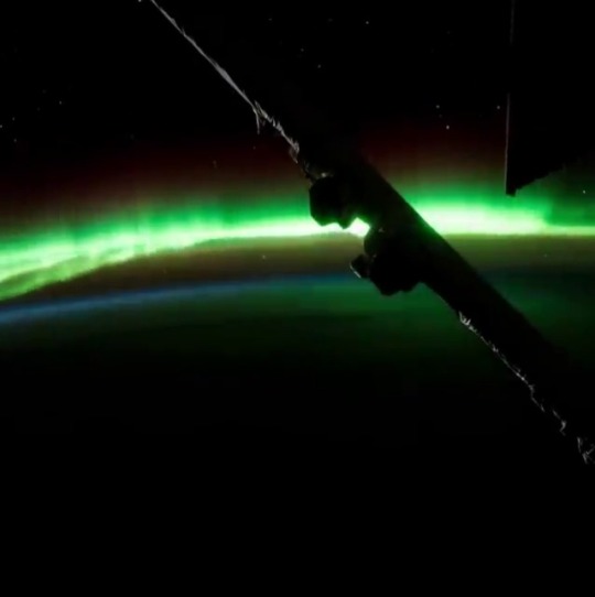 https://the-earth-story.com/post/158529439970/nasa-shared-this-video-of-a-green-aurora-borealis