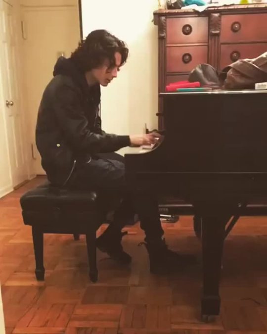 Playing Piano On Tumblr