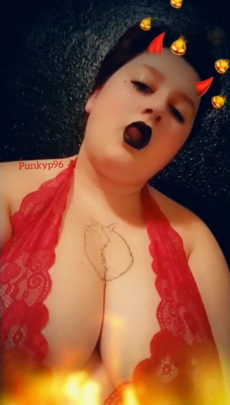 punkyp96:  magicalkumquat:  punkyp96:  sell your soul, sign my bookthey/them don’t tag or reblog as woman/bbw🔥message me for details on my content🔥  STOOOOOP, I’M SO WEAK 😍😍😍😍😍😍  😉😉 you’re welcome😘😘