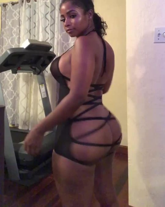 kingjazziedad:  DeliciouslySexy. Curvy. Luscious. BootiDelicious. Ms Farnendez LatinoInferno