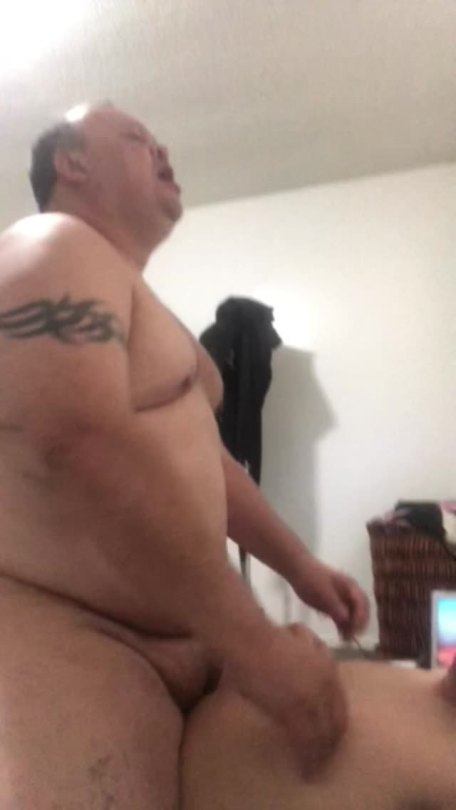 Chubby daddy screaming maid