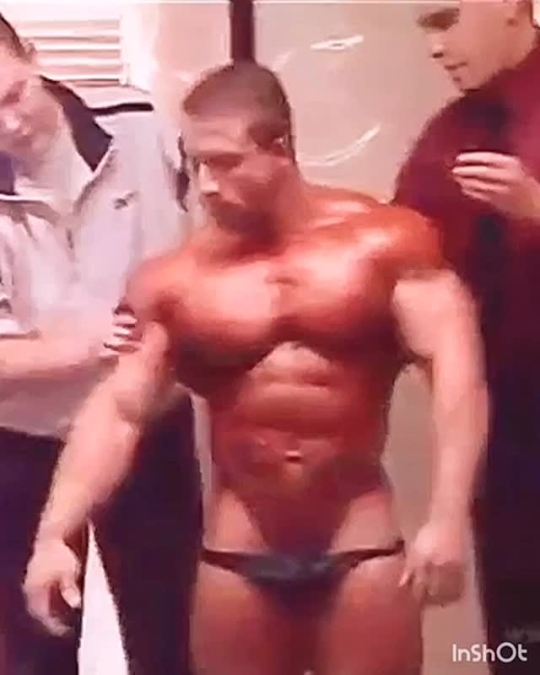 Sex martines-muscle:  Jaroslav Horvath pictures