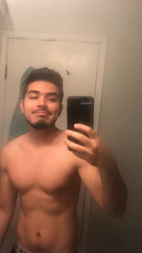 gayawkwardmexicanman:  My titties