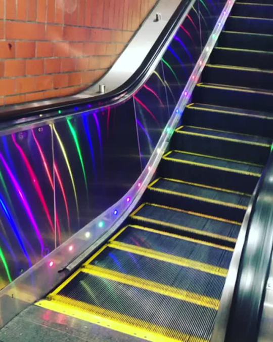 pixielula:  She gets me😭😍😍also escalator rainbow!!