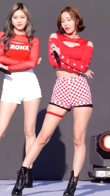 K Pop Momoland Yeon Woo Hot Sex Picture