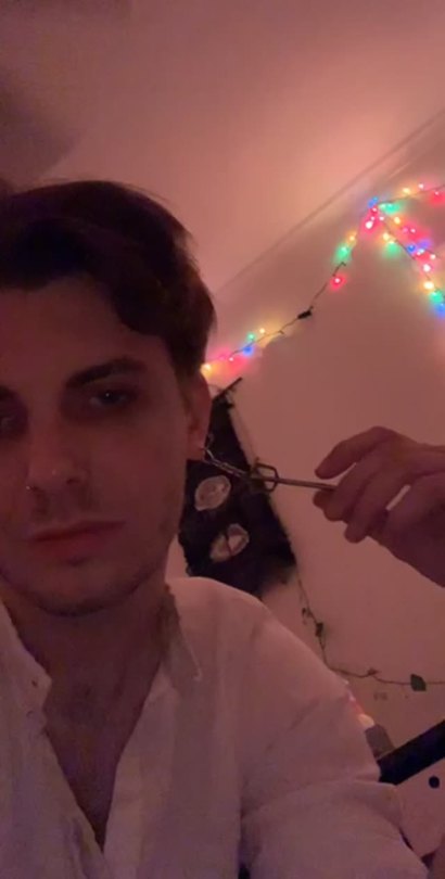 cowten-deactivated20220510:Here’s ur local gay ass emo vampire showing off his key blad3 earring after getting back from the bars and is wasted! 