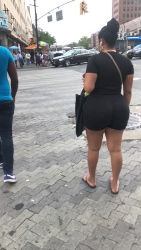 thelotionsquad-deactivated20200:bigbuttsmatter:spotlightcandids:Super fatty….she dead stopped short in the street on me tho WHO HAS THIS FULL VIDEO???Fuuuck this a type of ass you can leave a nut behind her and she wouldn’t even notice 💦💦🥜🥜🍑