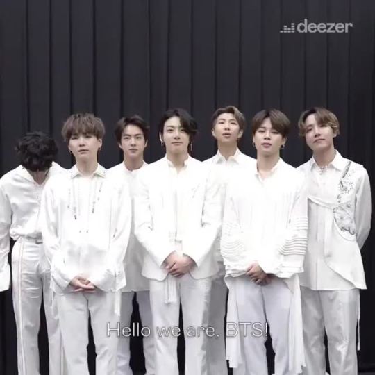 191018 Deezer’s Tweet . @BTS_twt always #MakeItRight 💜 Stream their new collab with @lauvsongs here 😍 ▶️...