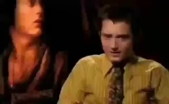 capyclub:lesbian-toddhoward:lesbian-toddhoward:never forget the elijah wood wigs interviewHappy Do You Wear Wigs Wednesday