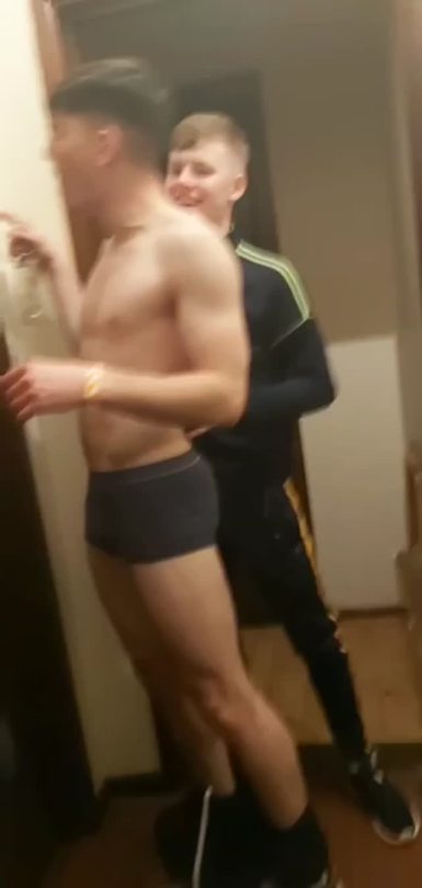 queencock:manpiggy:onlythehottestguys22-deactivate:Love when lads feel the need to get naked when they’re drunk 👀👀Let’s get all this dudes drunk 