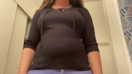 growingkitty:softlyattractive:squish-town-deactivated20191223:update on the sweater: I had dinnerSexy as hell 