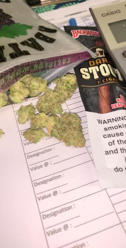 shawtystayshigh:Caliplug: A Bathing Grape. Did not get me high. End of review