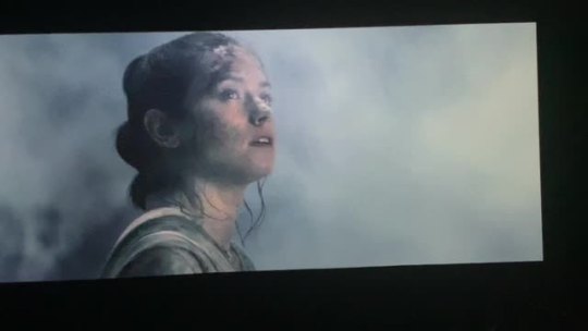 daenerysstormbornstark-deactiva:Rey dies, Ben revives her, Reylo kiss, Ben dies HD
