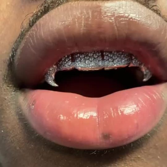 seawitchedd:Lil nas x  lips