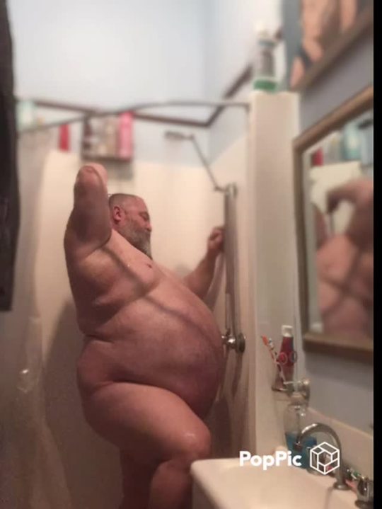 Porn Pics hogslob:A warm and relaxing shower after
