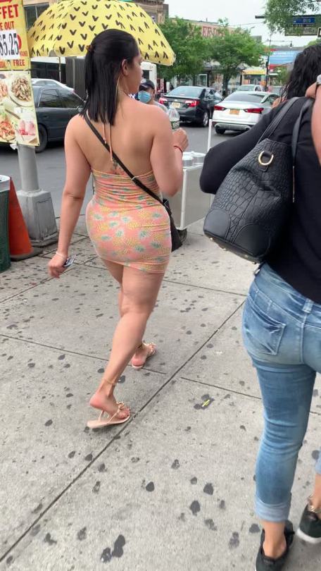 shootyashott7even:PT1 Fat Ass Latina in Dress😍😍😍