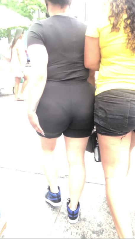 This Big Phat Ass Gotta Be 45 Inches Wide Tumbex